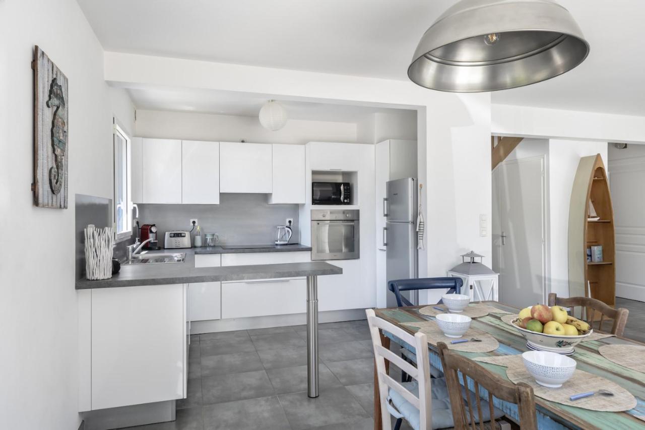 Maison Vue Mer Dans Le Golfe Du Morbihan Baden Esterno foto